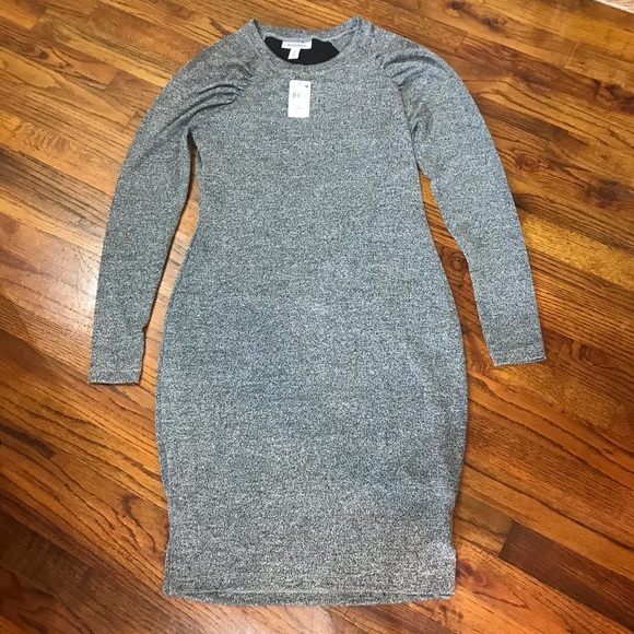 Motherhood LS Maternity Dress NWT
Medium Maternity
Comfy Stretch Material
Rayon - Picture 14 of 16